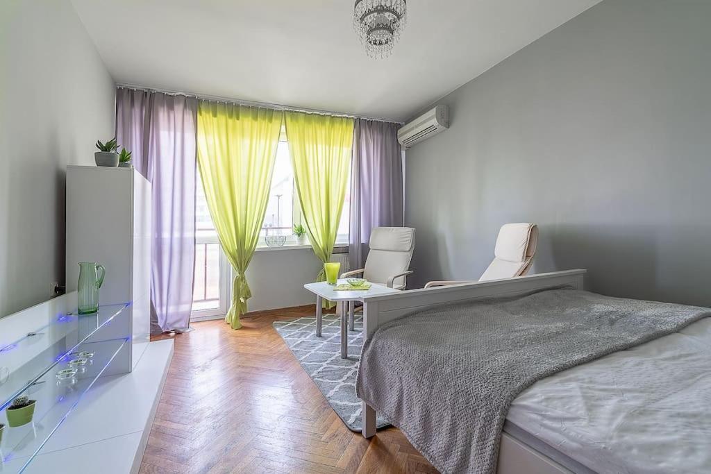 Central Station Gold Street Apartment Warsaw Ngoại thất bức ảnh