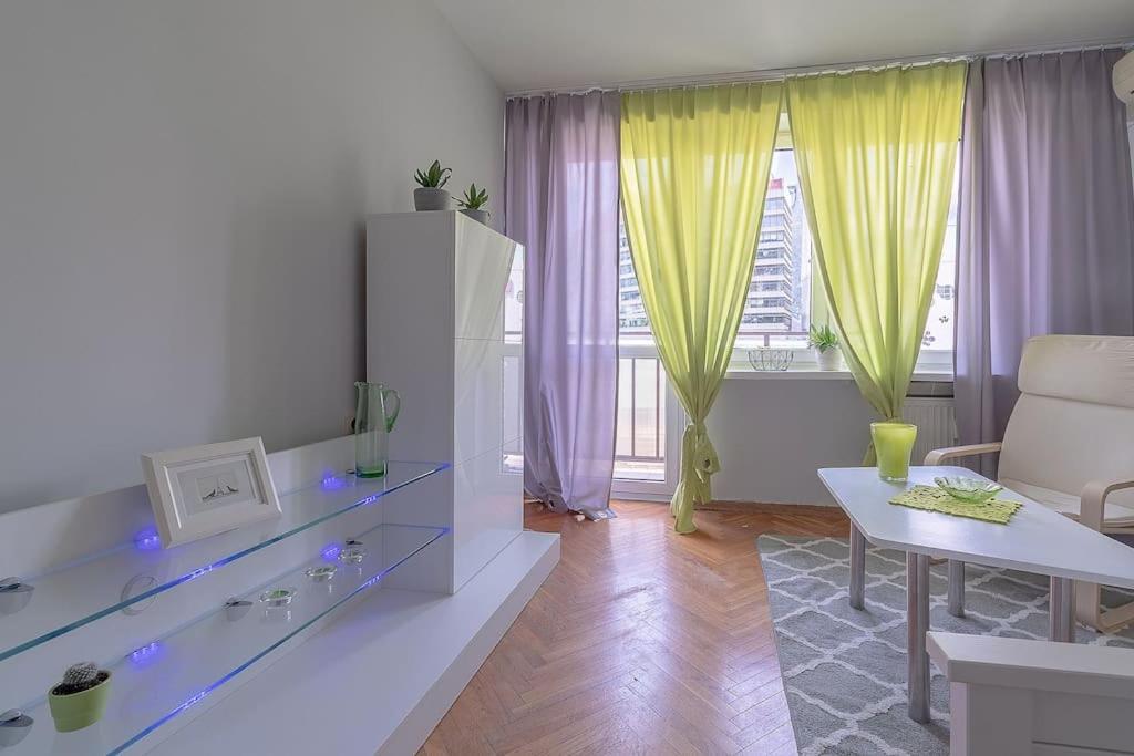 Central Station Gold Street Apartment Warsaw Ngoại thất bức ảnh